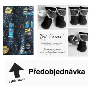 Barefoot Ťapkycapky - MERINO - VZOR ROBOTI/ČERNÁ - EXTRA ZIMNÍ MERINO-PŘÍRODNÍ BERÁNEK -NEPROMOKAVÉ - SOFTSHELL střední capáčky prošité přírodním beránkem 2cm - 13cm - 14cm - 15cm - 16cm - 17cm